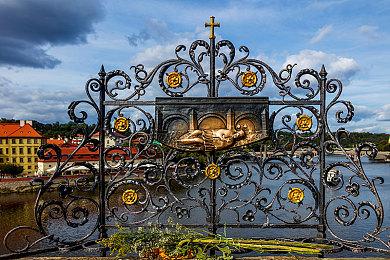 3DM速报：新《刺客信条》来亚洲？《生化危机8》国区价格永降